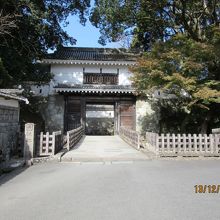 復元された大手門 