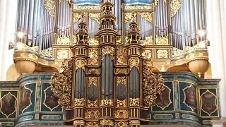 パイプオルガンの演奏が素晴らしい