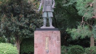 威厳に満ちた像でしたが、今一つ躍動感に欠ける感じもしました。