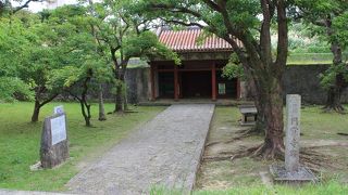 首里城公園内にあるお寺