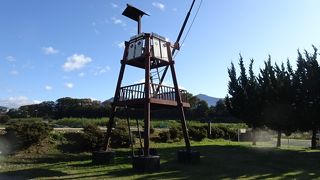 行く価値はない