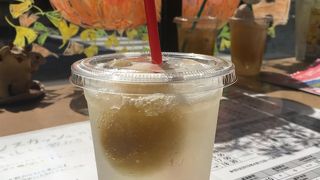 絵力抜群のレモンスカッシュ