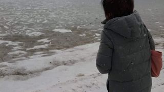 海が凍る