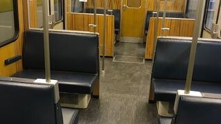 古い車両はレトロ