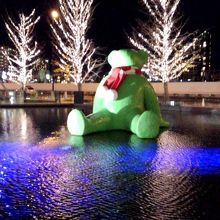 うめきた広場の目印『テッド・イベール』