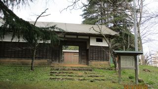 米子に残る唯一の武家屋敷の門