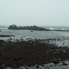 2000万年前の溶岩が固まった「宝満」