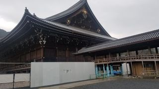 法然上人の御影（みえい）を祀る