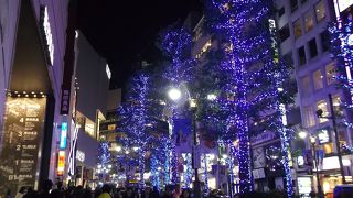 美しいクリスマスイルミネーション