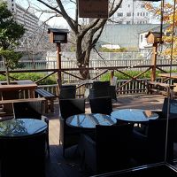 ロビー横のテラス