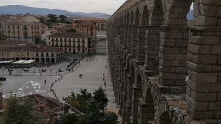 圧倒的されます