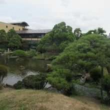 日本庭園「揚亀園」