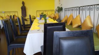 イエロー マンゴー カフェ