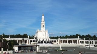 30万人収容できるという広場が広すぎてバジリカまで辿り着けませんでした