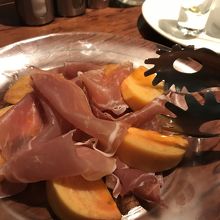 生ハムと柿