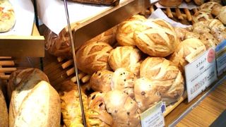 木村屋の御曹司が手掛けているフランスパン専門店