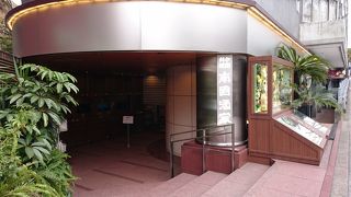 原宿駅前の老舗中華料理店で贅沢ランチ