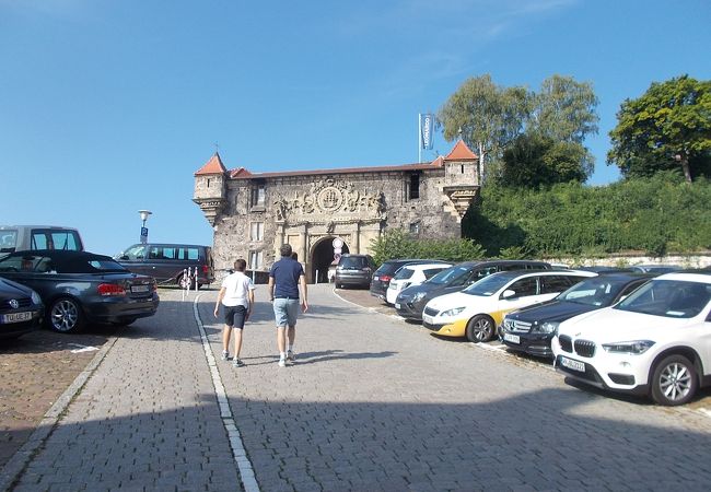 ホーエンテュービンゲン城（博物館）