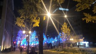 追われるようにして