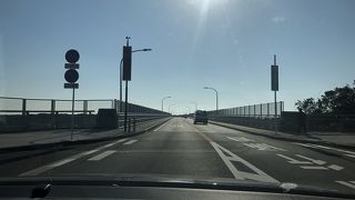 三崎漁港から城ヶ島にかかる橋