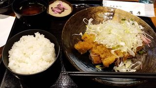 ボリュームのあるとんかつは絶品です。