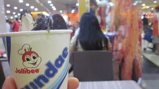 街中どこにでもあります