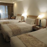 ベッド３つあってもそこそこ広さもあり快適に過ごせます