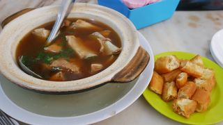 朝食からバクテーを頂ける