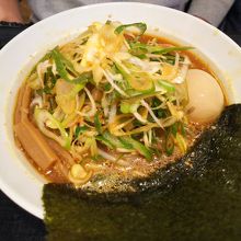 伝丸ラーメン(赤)