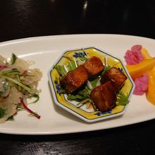 前菜です。　食欲がわきます。