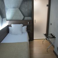 広くはないが清潔で使いやすい