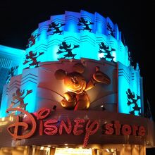 イクスピアリの大きなディズニーストア By Nana ディズニーストア 東京ディズニーリゾート店 のクチコミ フォートラベル