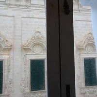 窓から歴史的建造物・現在官公庁オフィス