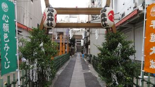 独特の雰囲気のある神社