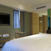 テレビは三菱製50インチ