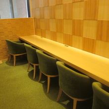 こじんまりとしたイートインブースの様子