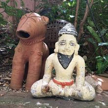 民族人形がお出迎え