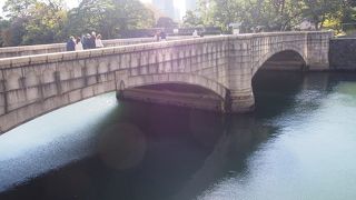 重厚。見事な橋です。