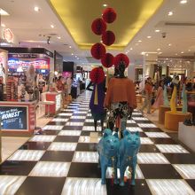 セントラル （チットロム店）