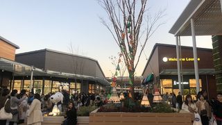 そこまで混んでない