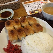 鉄板「餃子ライス」です～