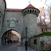 ここから旧市街地に入ります