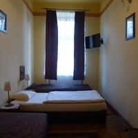 ゲストハウスですが一人で１部屋利用しました