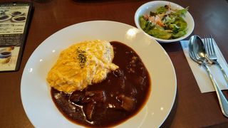 カジュアルな精養軒「カフェラン ランドーレ」