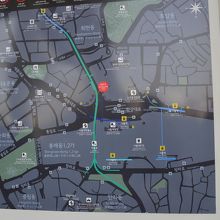 緑の線がソウル路7017です。