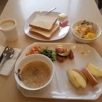 お粥とウインナー(*´艸`)