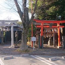 深志神社　境内