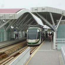 真愛碼頭駅の電車