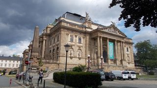 旧市街地でも東側にあります。