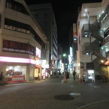 お店の前の通りです